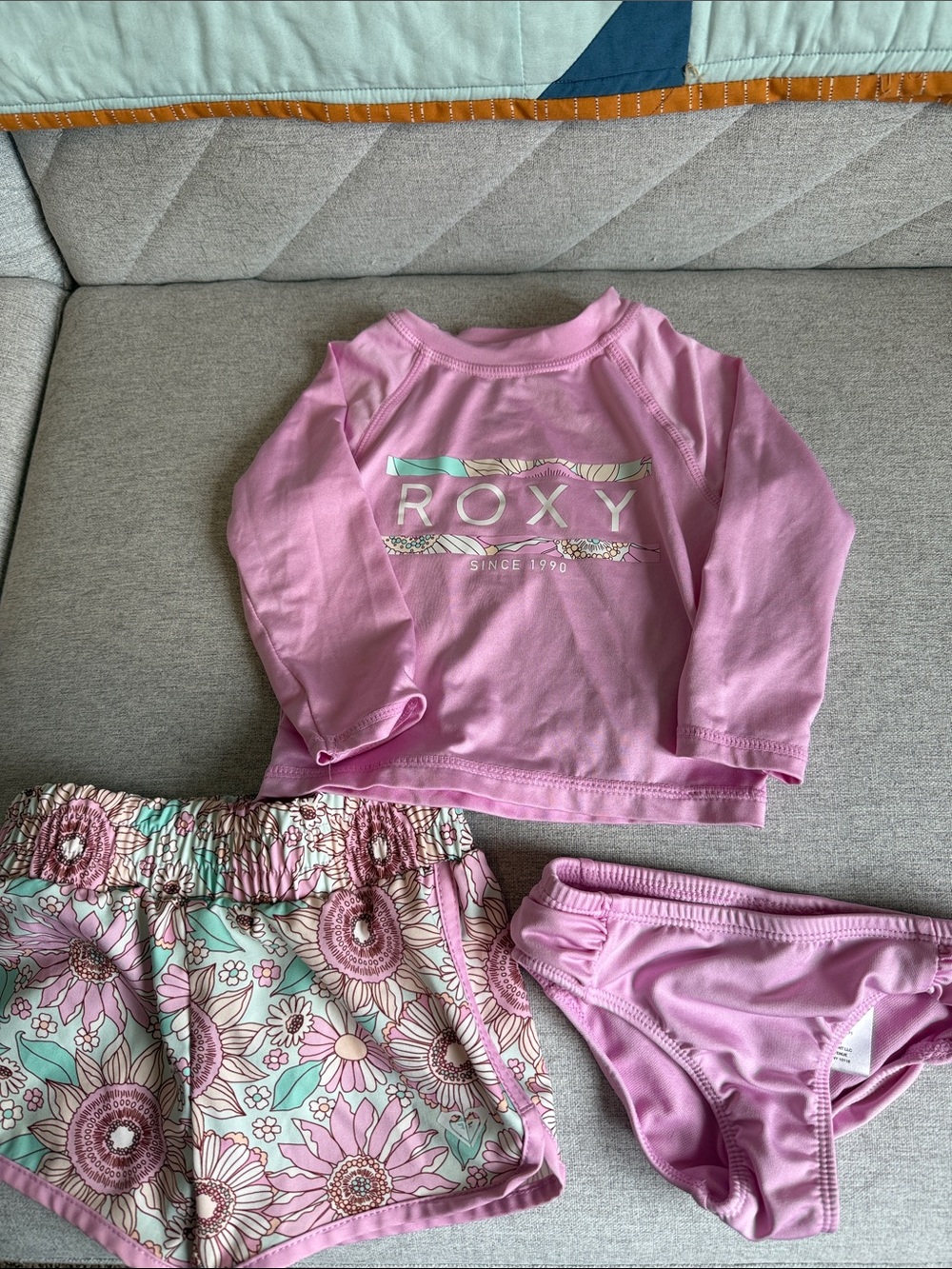 Roxy Girls' Pink Floral Bathing Suit / Rashguard set